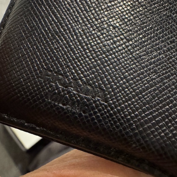 Prada Black Wallet - Picture 7 of 9